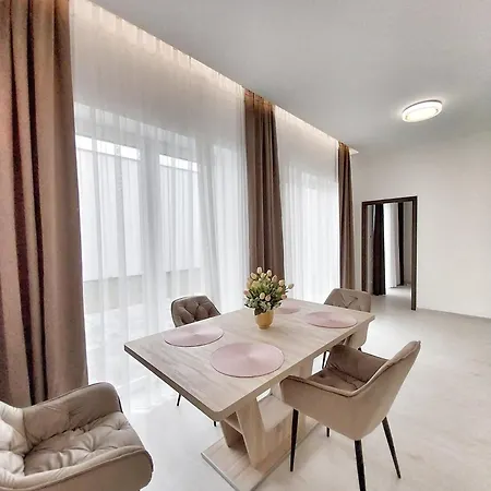 Szalamandra דירה *