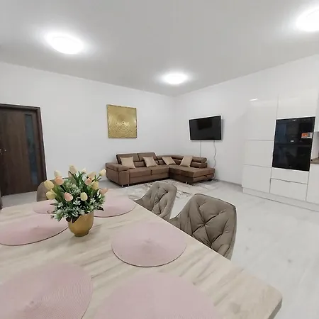 Szalamandra דירה *